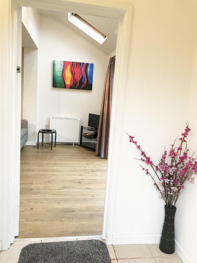 An Entire 2Bed, Headington, Oxford Apartment Exterior photo